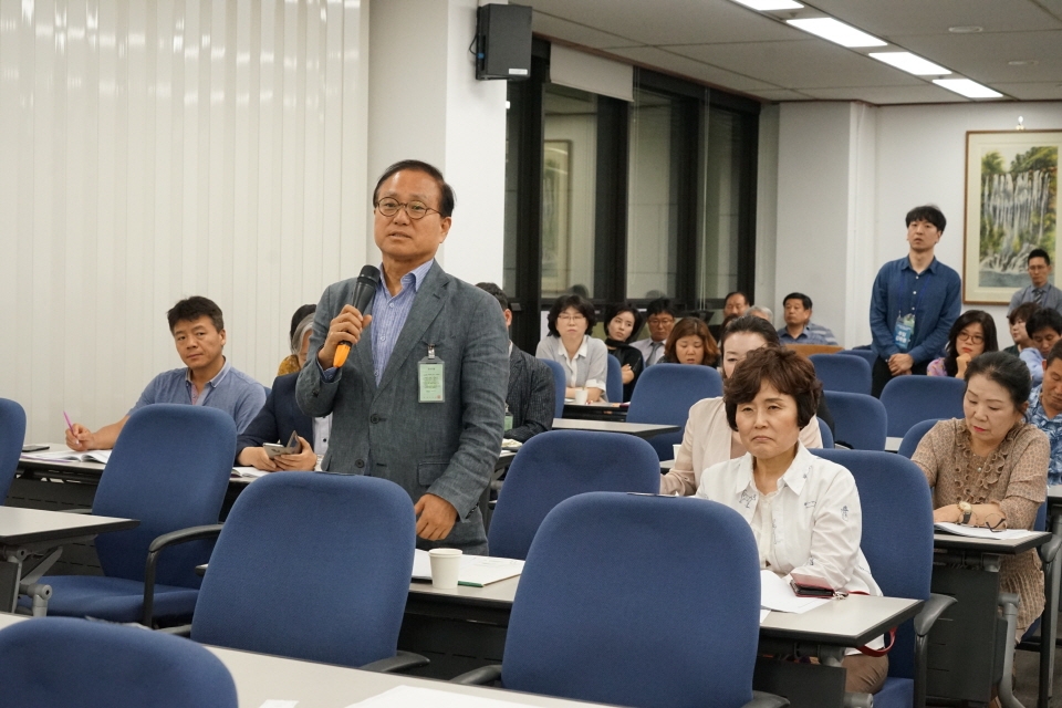6월 19일 14시, 국회에서 장기요양서비스 질 향상을 위한 정책토론회가 열렸다.