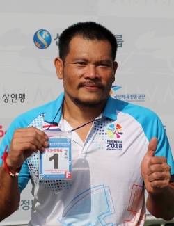 제27회 서울국제휠체어마라톤대회 플 코스 우승자 타나 라왓.