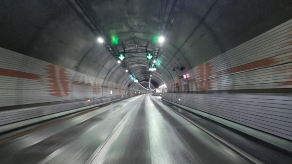 보령해저터널은 시속 70km 구간제한되고 이륜차통행은 금지된다