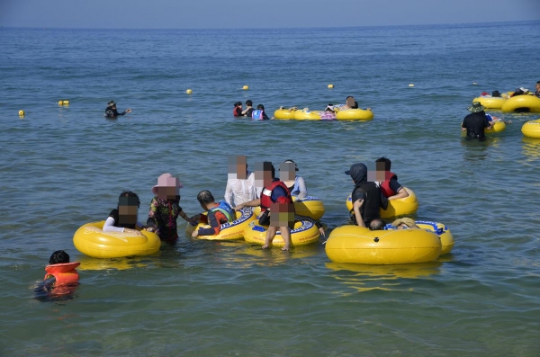 서울시가 오는 8월 10일까지 강원도 양양 큰바다해수욕장에서 ‘서울시 장애인 해변캠프’를 개최한다. (사진=서울시)